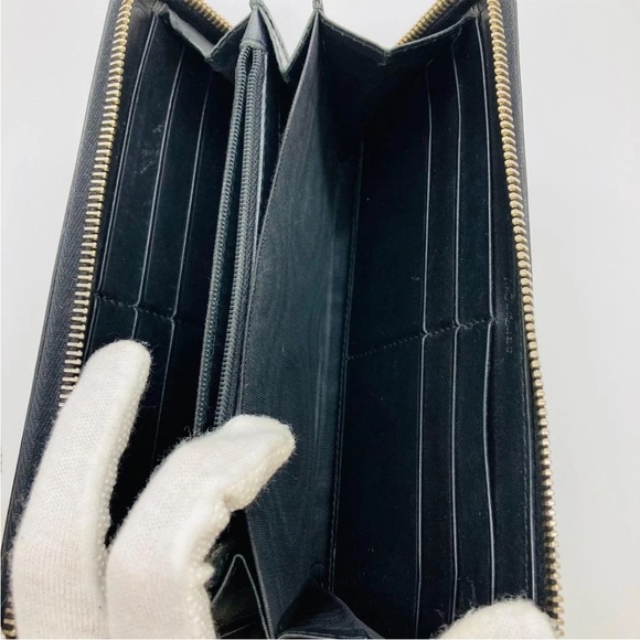 Yves Saint Laurent Black Wallet - Picture 10 of 13